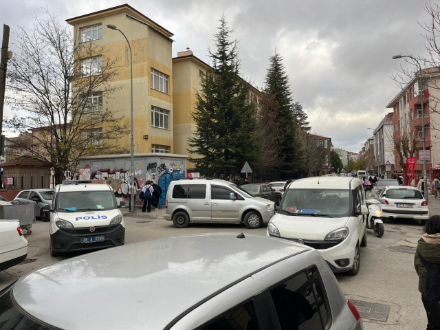 eskisehir de 12 yasindaki cocuk okul cikisinda 19359952 1493 m