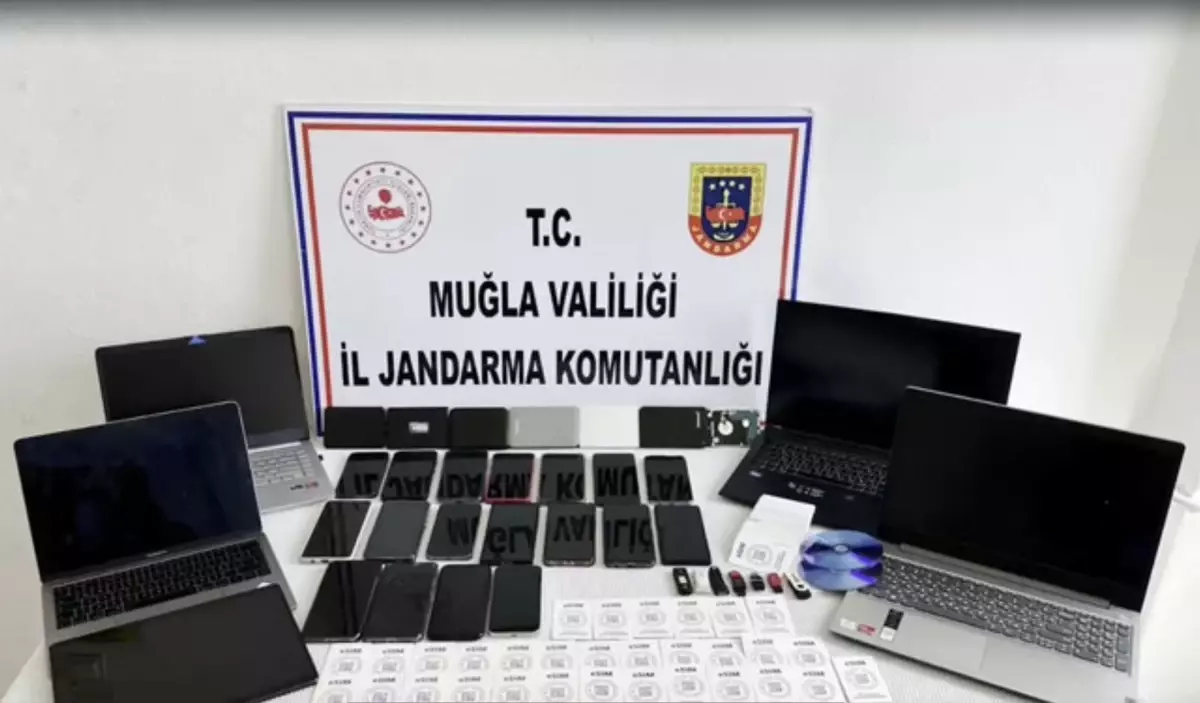 Muğla merkezli 3 ilde sahte yatırım siteleri ile dolandırıcılık; 10 şüpheli tutuklandı