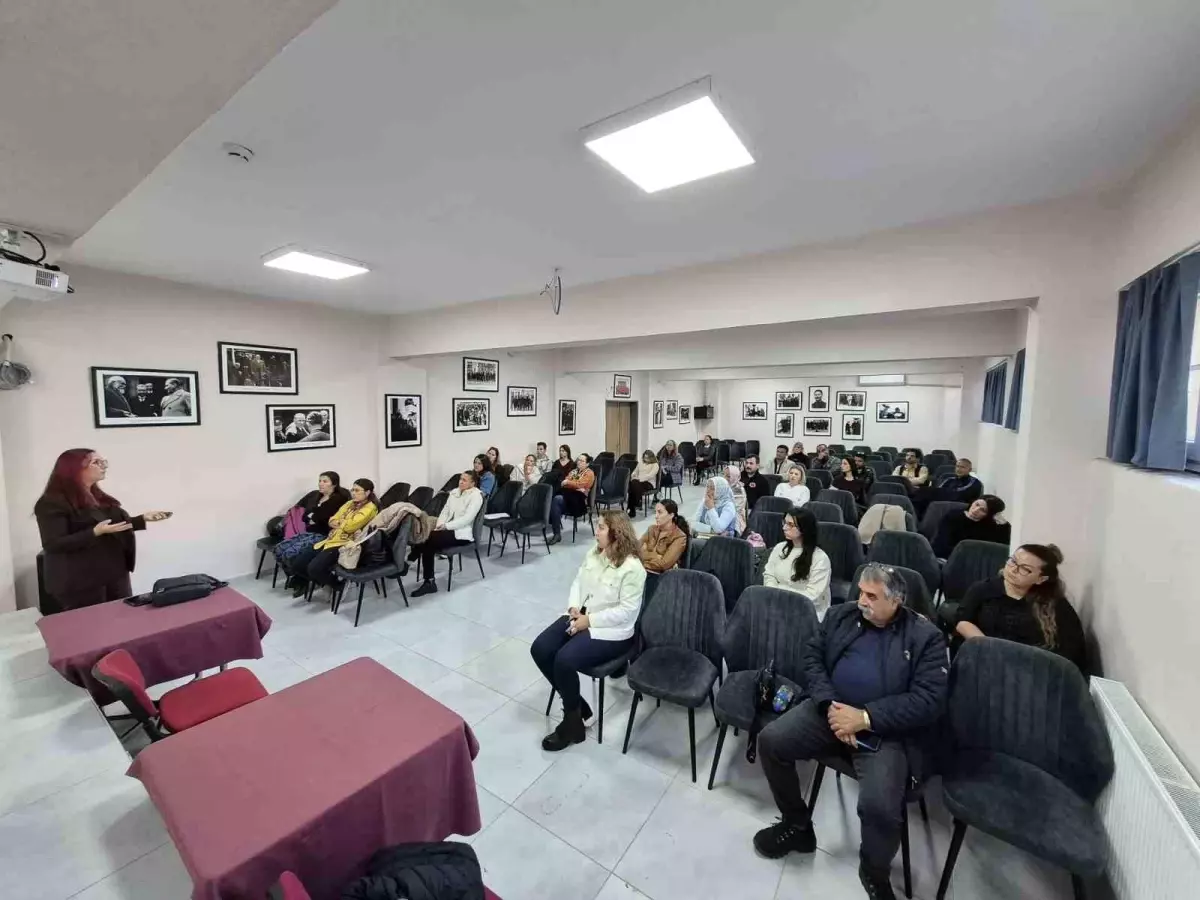 Öğretmenlere yönelik diyabet farkındalık eğitimi başarıyla tamamlandı