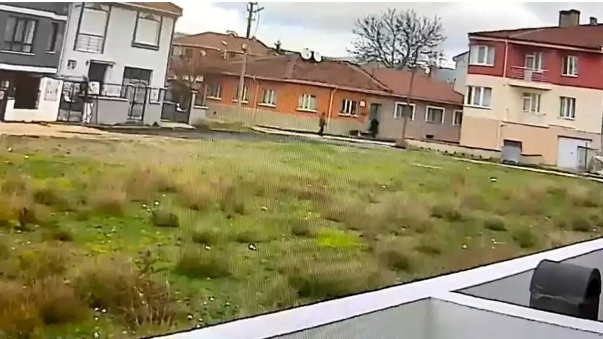 Yaşlı 2 vatandaşı darp edip altın bileziği çalan şahıs tutuklandı