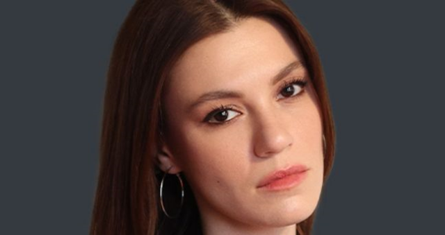 Yüsra Geyik kimdir? Yüsra Geyik kaç yaşında, nereli, kariyeri? Yüsra Geyik kimdir? Yüsra Geyik kaç yaşında, nereli, kariyeri?