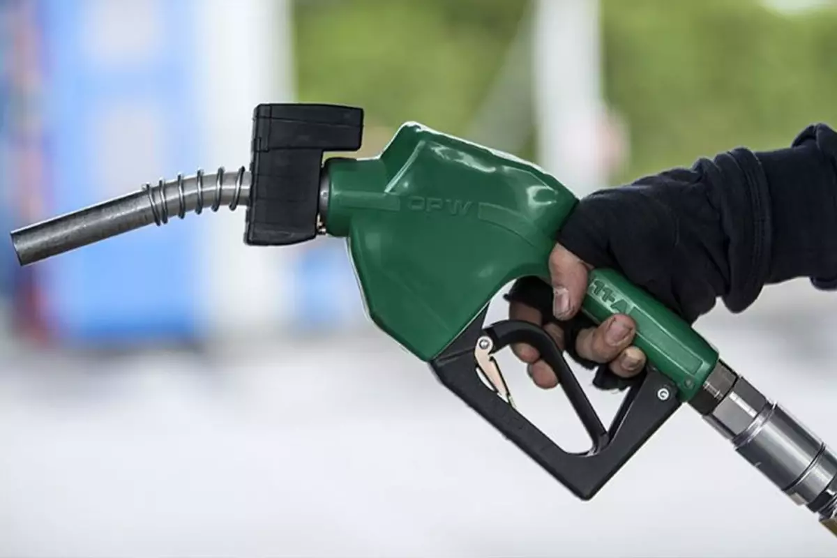 Araç sahiplerine müjde! Akaryakıtta tabela 1 haftada ikinci kez değişiyor