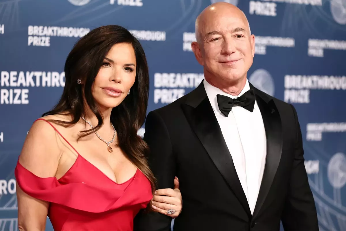 Bomba iddia: MASAK, Jeff Bezos'un pasaportunu istedi