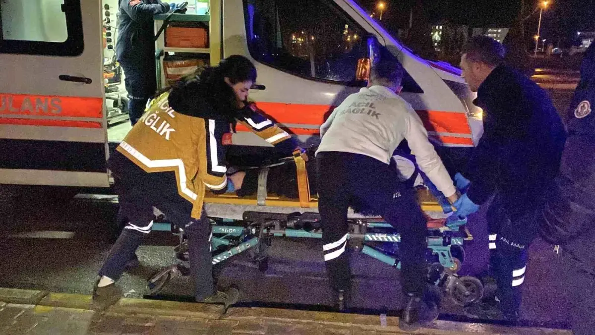 Çorum'da motosiklet yayaya çarptı: 2 yaralı