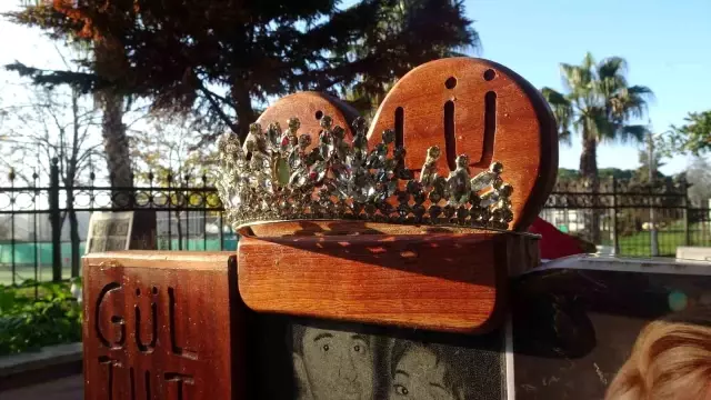 gullu nun mezari gul bahcesine dondu 3 19362226 o