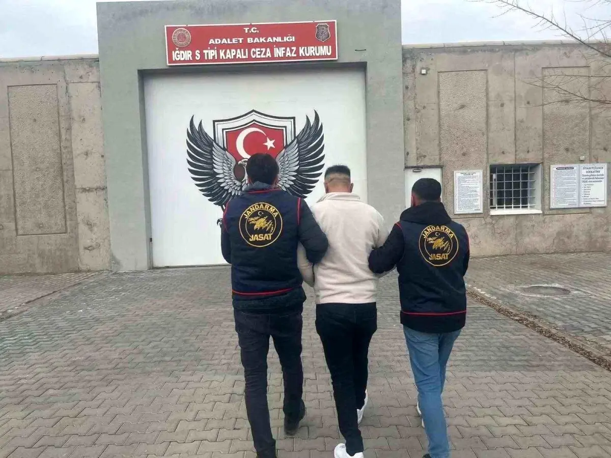 Iğdır'da 26 yıl hapis cezasıyla aranan şahıs yakalandı
