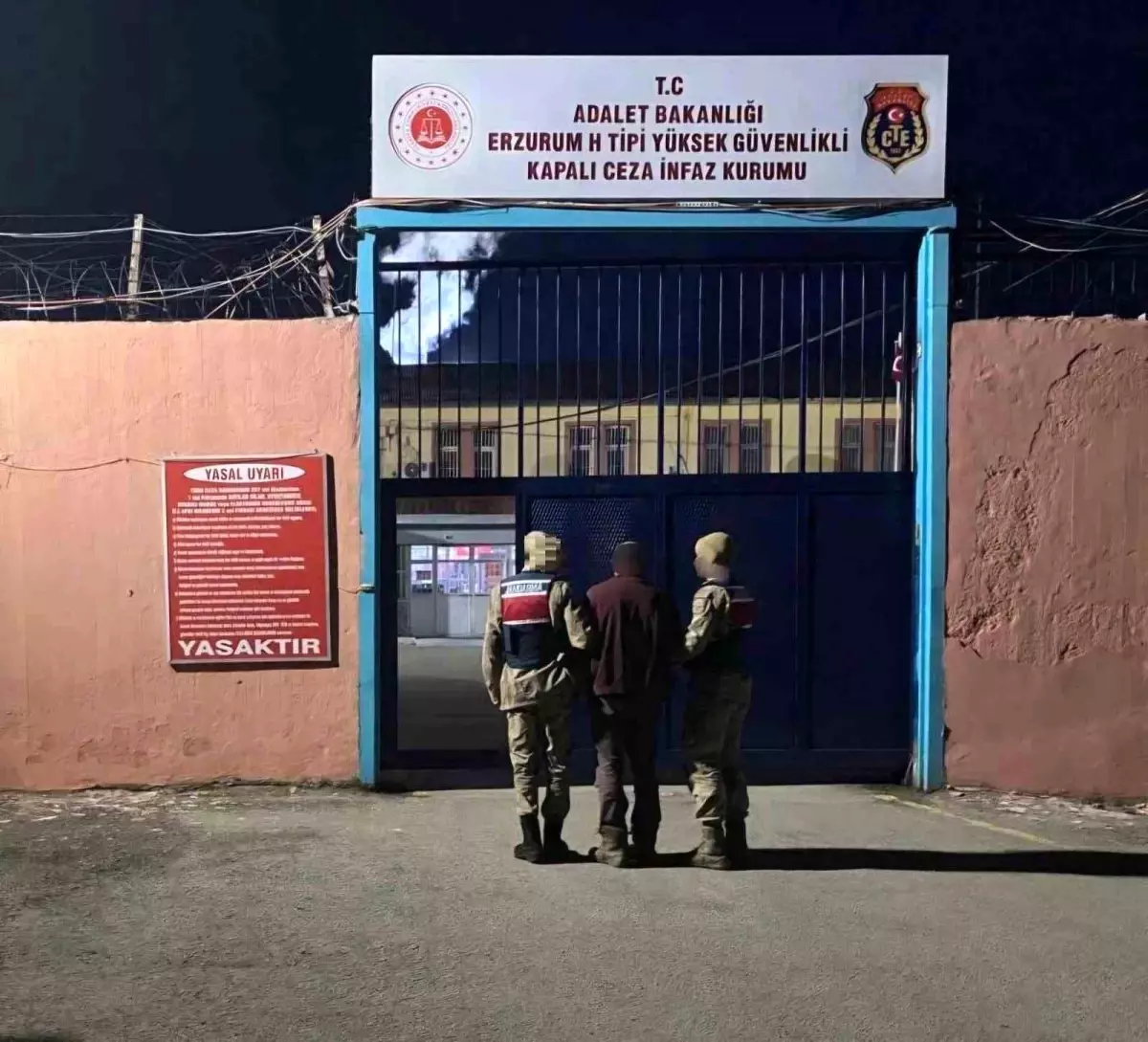 İspir'de firari FETÖ üyesi yakalandı