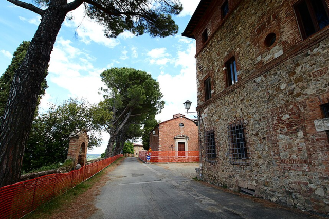 italya nin tarihi kasabasi orada yasamak 19361218 6260 m