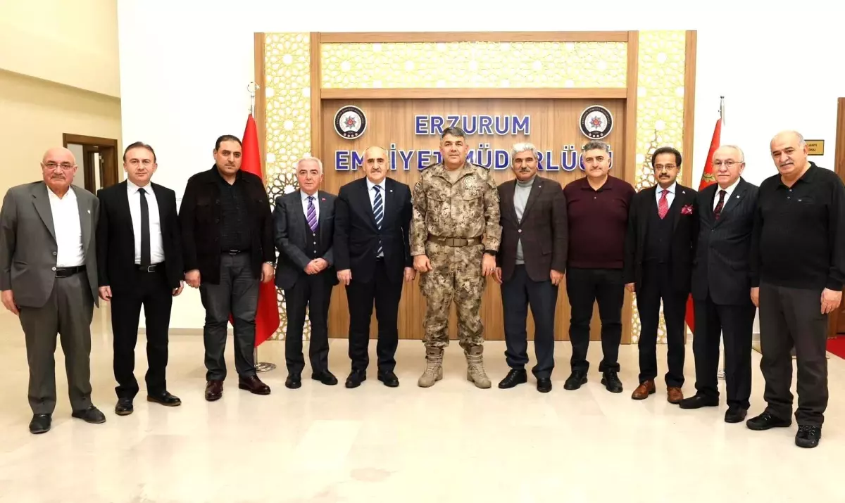 Kent Konseyi'nden Emniyet Müdürü Karaburun'a hayırlı olsun ziyareti