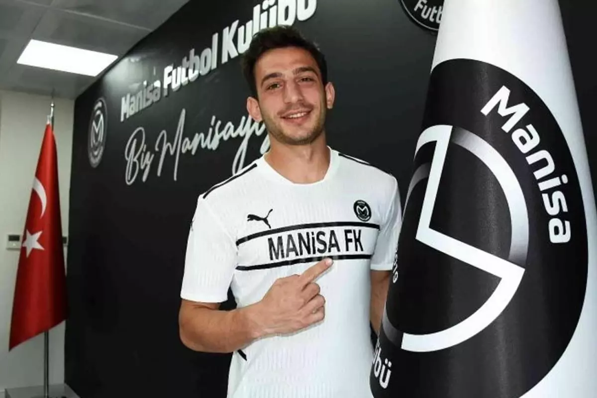 Manisa FK, bahis cezası yiyen 3 futbolcusuyla ilişkisini kesti