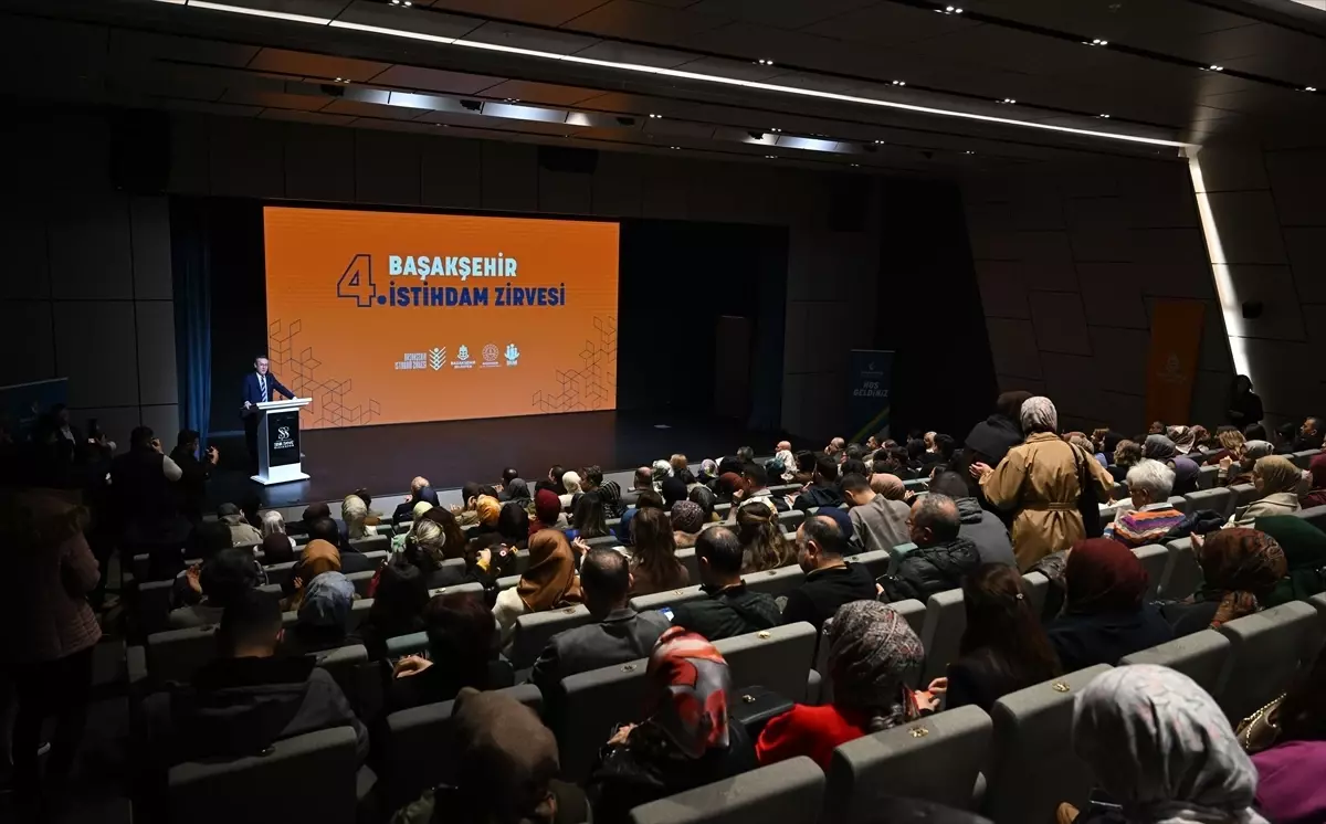 Başakşehir'de İstihdam Zirvesi düzenlendi