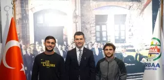 Erbaa Belediye Başkanı Karagöl milli güreşçileri ağırladı
