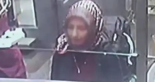 Erdal Timurtaş'ın eşi Esma Timurtaş kimdir? Esma Timurtaş kaç yaşında, ne iş yapıyor? Erdal Timurtaş'ın eşi Esma Timurtaş kimdir? Esma Timurtaş kaç yaşında, ne iş yapıyor?