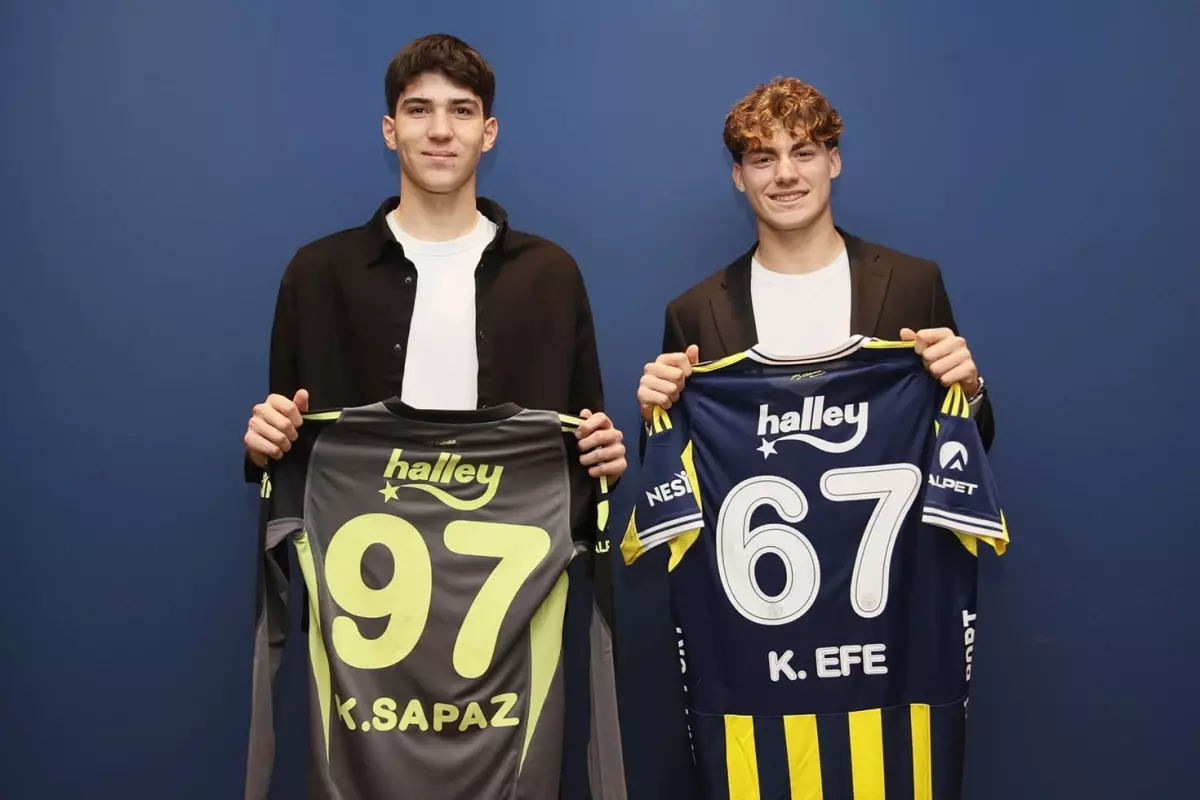 Fenerbahçe'de iki imza birden