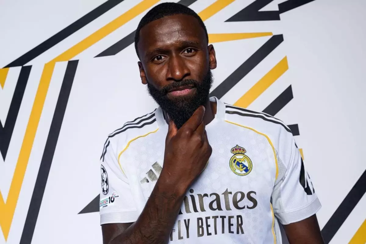 Galatasaray'da savunmaya Real Madrid'den dinamo