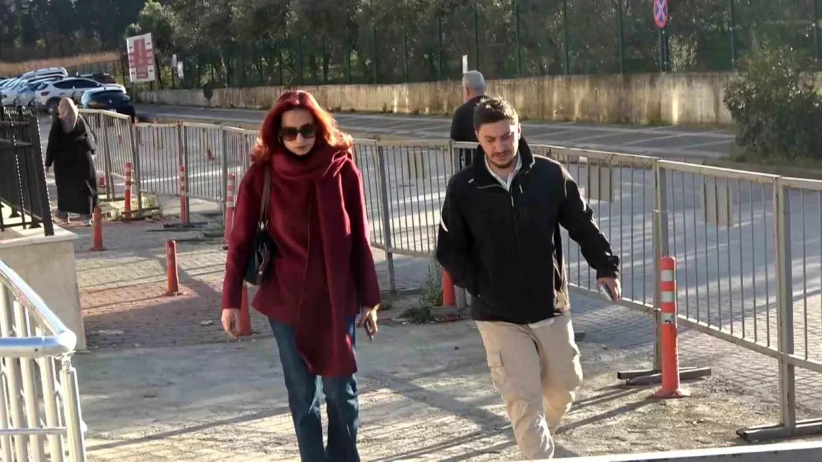 Güllü'nün oğlu savcıya müşteki olarak ifade verdi: 'Atacağım camdan, atlayacak mısın camdan kelimelerini ablam Tuğyan söylüyor'