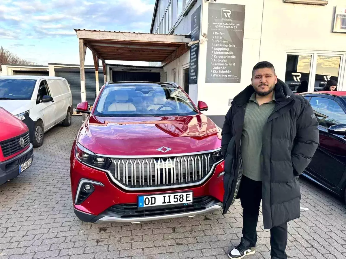 Hamburg'daki ilk Togg T10X'lerden biri trafikteki yerini aldı