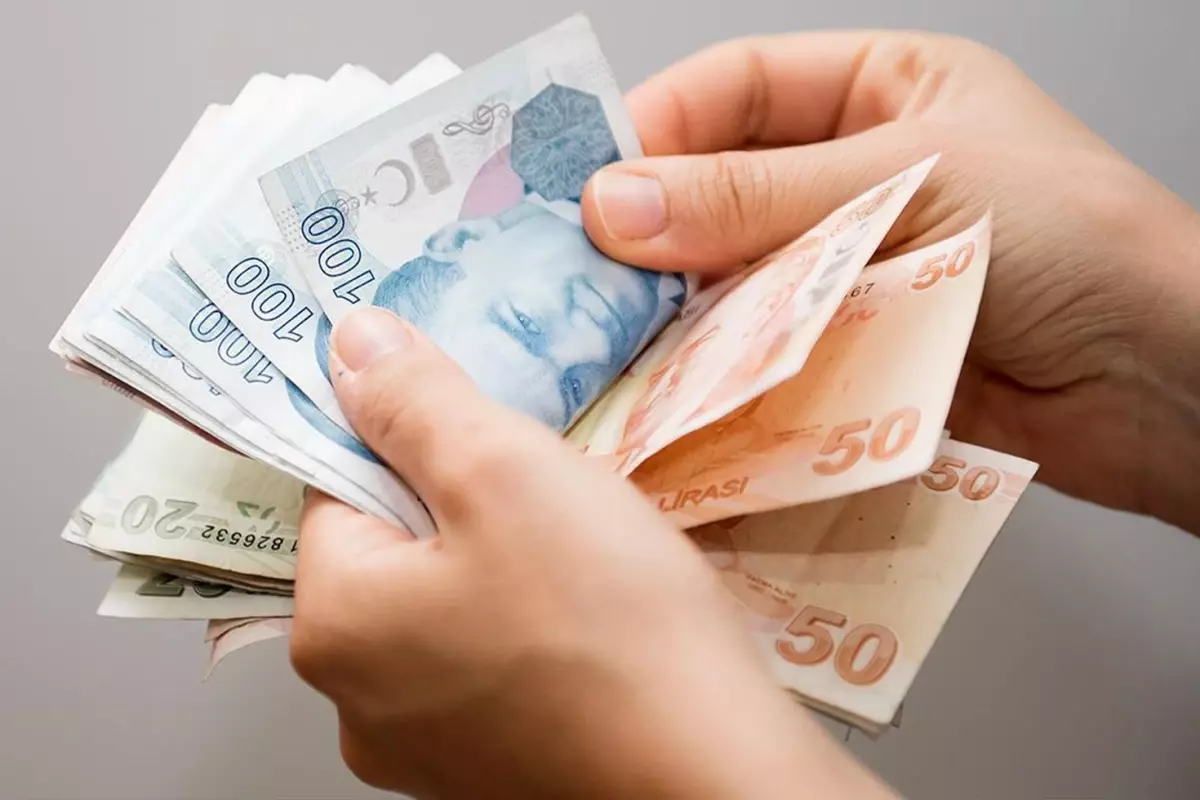 Milyonlarca memur ve emekliye çifte zam müjdesi