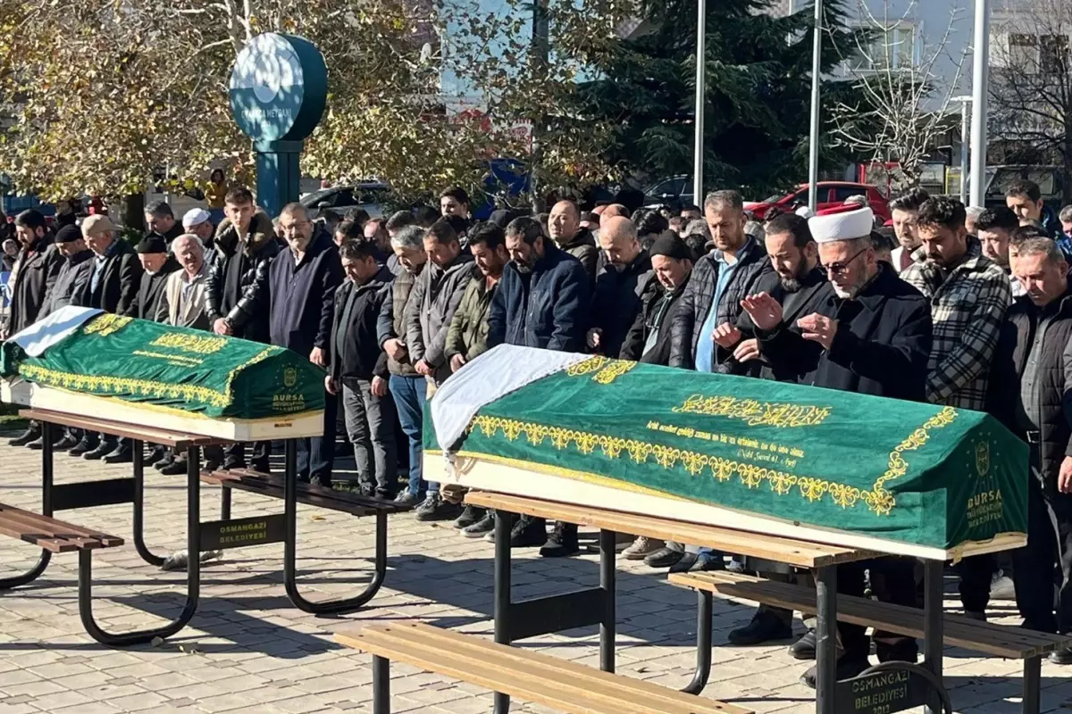 Öldürüp intihar etmişti, kızıyla yan yana toprağa verildi