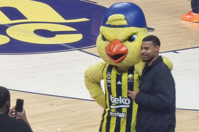 taraftari heyecan basti inter in yildizi 19364685 5887 m