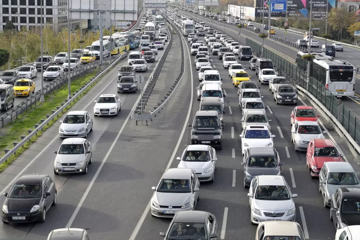 Türkiye'de en çok tercih edilen otomobil rengi belli oldu