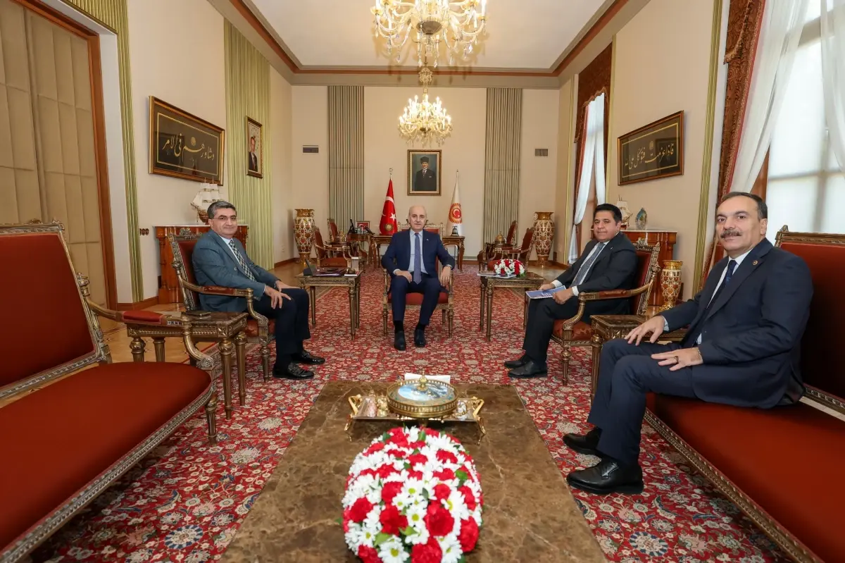 Yeni Yol Partisi, 'Terörsüz Türkiye' raporunu TBMM'ye sundu