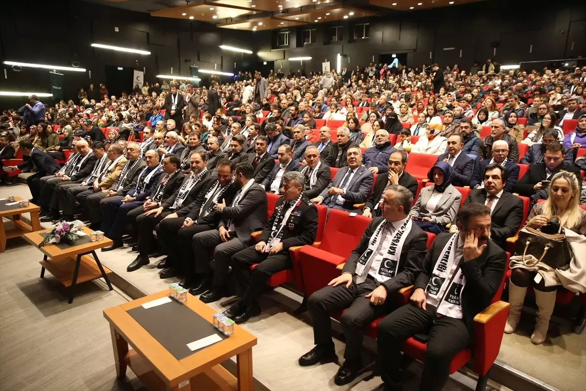 Yeşilay Genel Başkanı Dinç, Kayseri'de 'Bağımsızlık Seferberliği Konferansı'nda konuştu Açıklaması