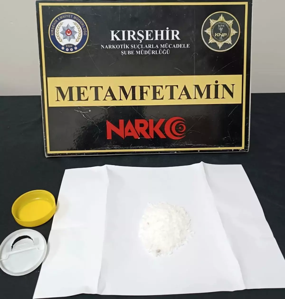 Yol uygulamasında uyuşturucu ele geçirildi