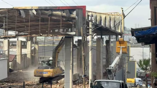 7 kişinin can verdiği olayda kaçış planı deşifre oldu! Suçu üstlenecek kişi bile belliymiş 5 7 kisinin can verdigi olayda kan donduran kac 3 19366713 o