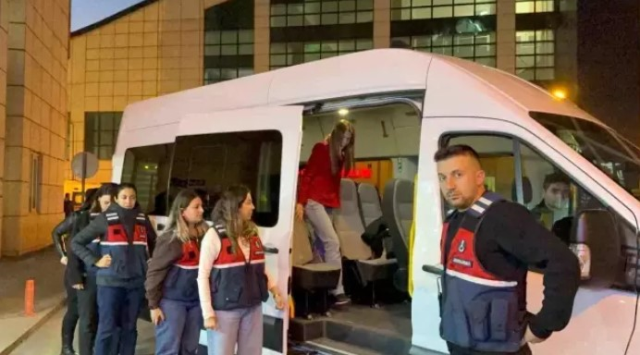 Aleyna Tilki, İrem Sak, Danla Bilic, and Senna Yıldız were taken for health checks like this