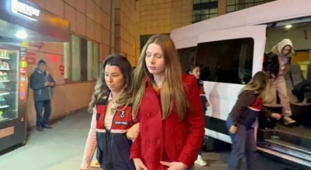 Aleyna Tilki, İrem Sak, Danla Bilic, and Senna Yıldız were taken for health checks like this
