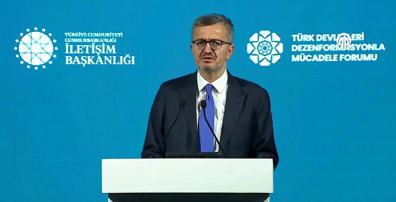 Burhanettin Duran: 2 bin 500'e yakın dezenformasyonu gözler önüne serdik