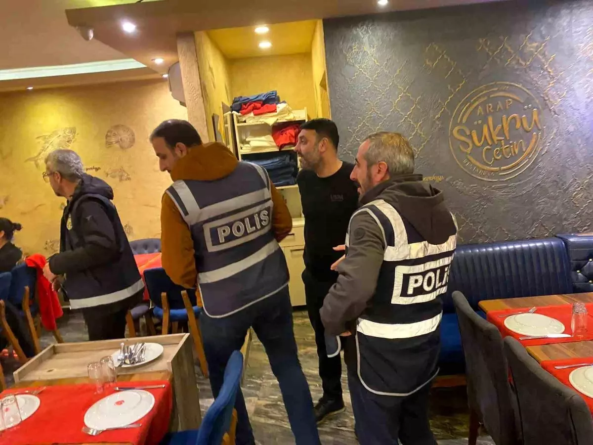 Bursa'da asayiş uygulaması: Aranan şahıslar yakalandı, uyuşturucu madde ele geçirildi