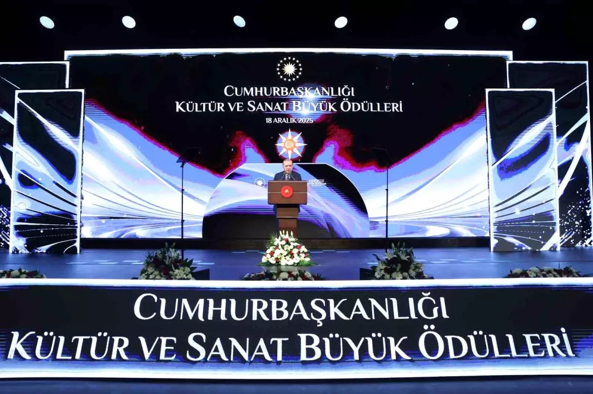 Cumhurbaşkanı Erdoğan: 'Filistin halkının yanında eğilmeden, bükülmeden dimdik duruyoruz'