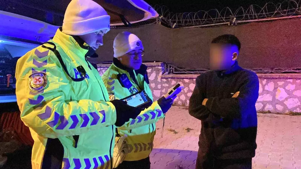 Ehliyetini 2 yıl önce aldığını söyledi, aday sürücü olduğu tespit edilince ehliyeti iptal edildi