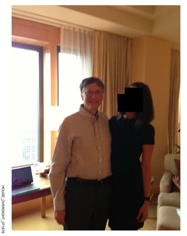 Epstein skandalında Bill Gates'in de fotoğrafları ortaya çıktı Epstein skandalında Bill Gates'in de fotoğrafları ortaya çıktı
