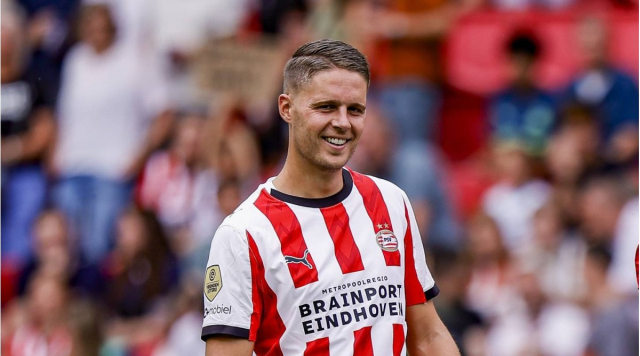 fenerbahce 27 yasindaki yildizin menajeriyle 19368212 7457 m