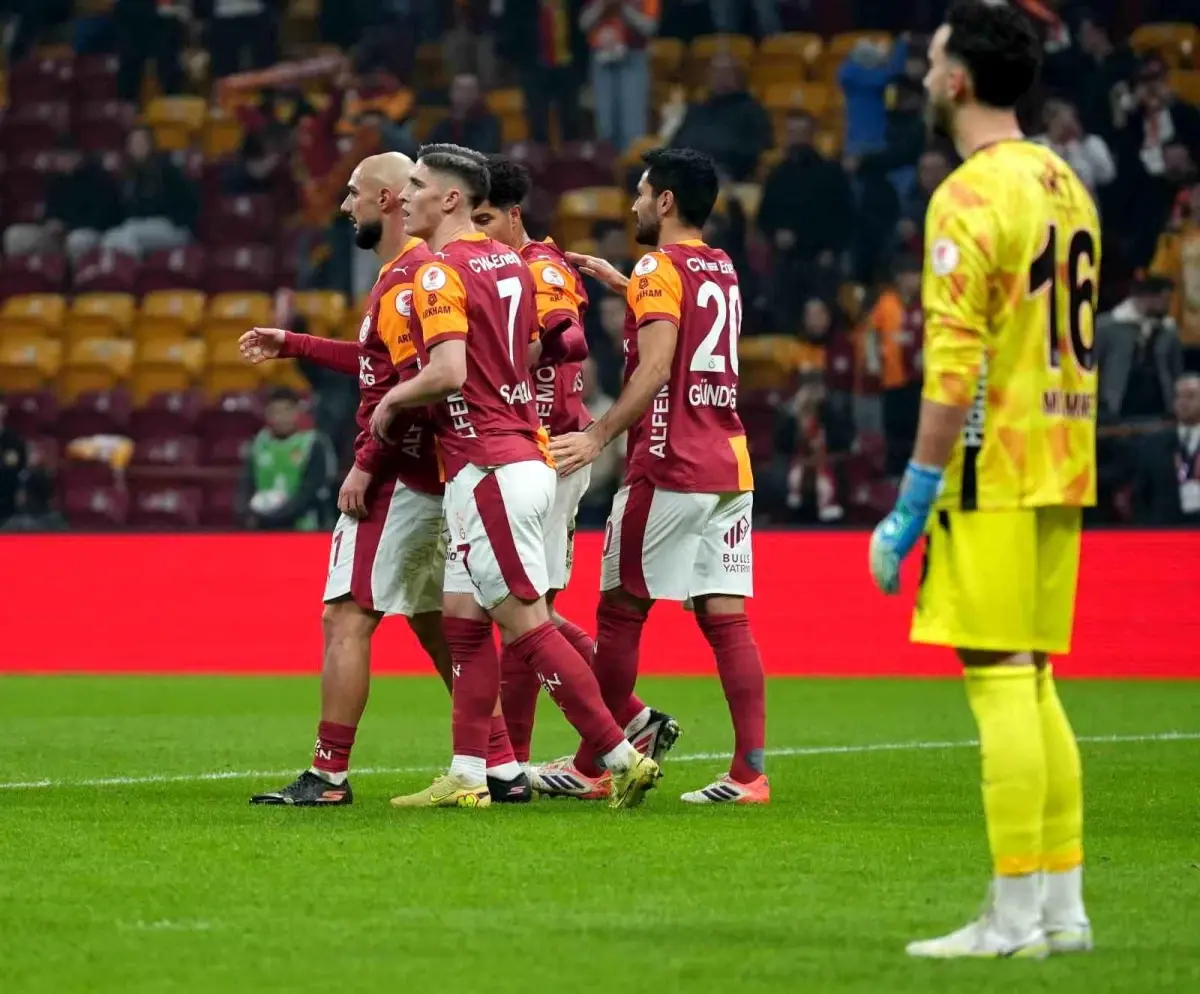 Galatasaray kupada Başakşehir'i ilk kez yendi