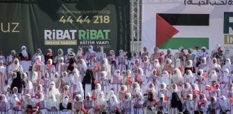 Gazze'de 203 genç, Ribat Eğitim Vakfı'nın katkılarıyla düzenlenen toplu nikahla dünya evine girdi