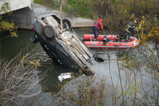 kazada olen arkadasini aracta birakip kactilar 19367696 7964 m