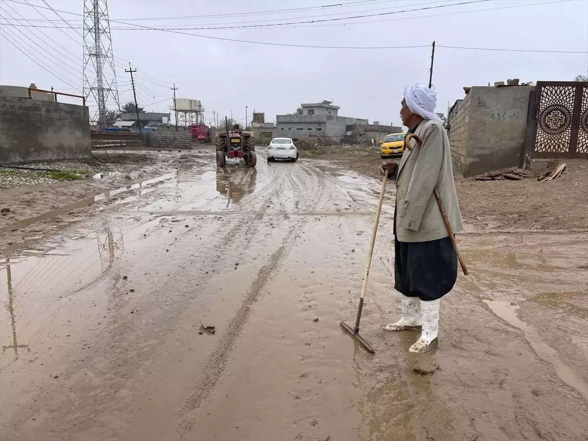 Kerkük'te sel nedeniyle 300 aile yerinden edildi