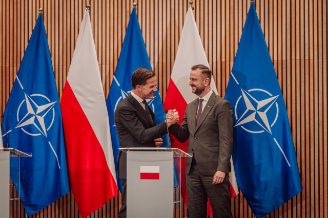 nato genel sekreteri rutte abd macaristan 19369542 5364 m