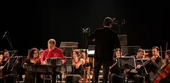 Olten Filarmoni Orkestrası'ndan İzmir'de tango ve klasik müzik konseri