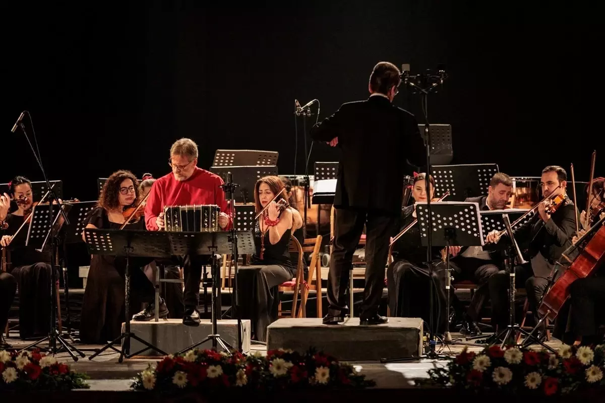 Olten Filarmoni Orkestrası'ndan İzmir'de tango ve klasik müzik konseri