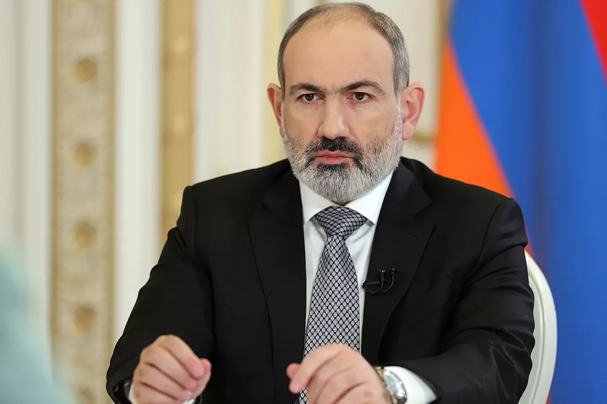 Paşinyan'dan Rusya'ya, Türkiye'ye uzanan demiryollarının yeniden inşa edilmesi talebi