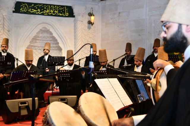 Şanlıurfa'da maneviyat dolu gece: Mevlana, vefatının 752. yılında anıldı