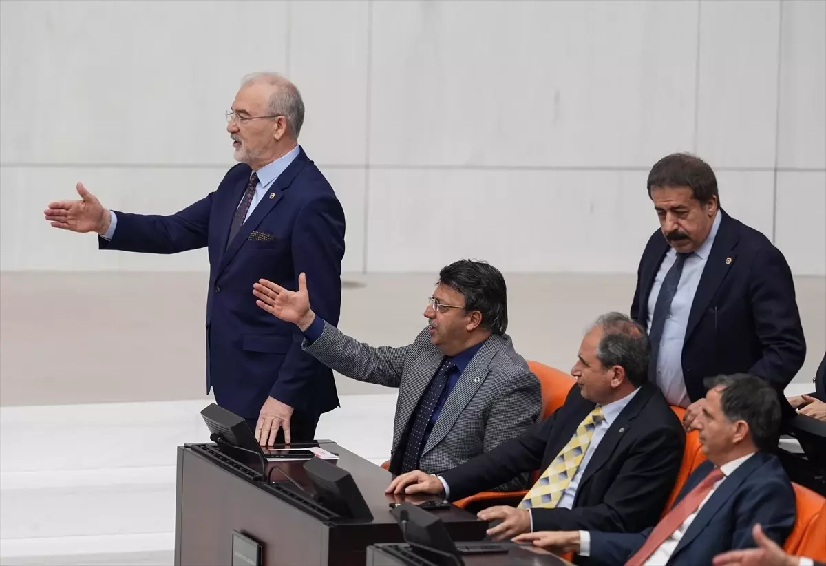 TBMM Genel Kurulu'nda 2026 yılı bütçesinin maddeleri görüşülüyor