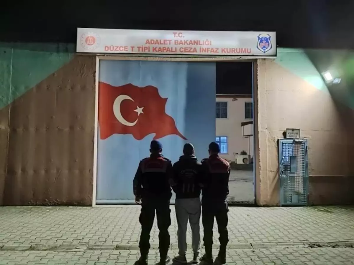 Aranan 10 kişi jandarma tarafından yakalandı