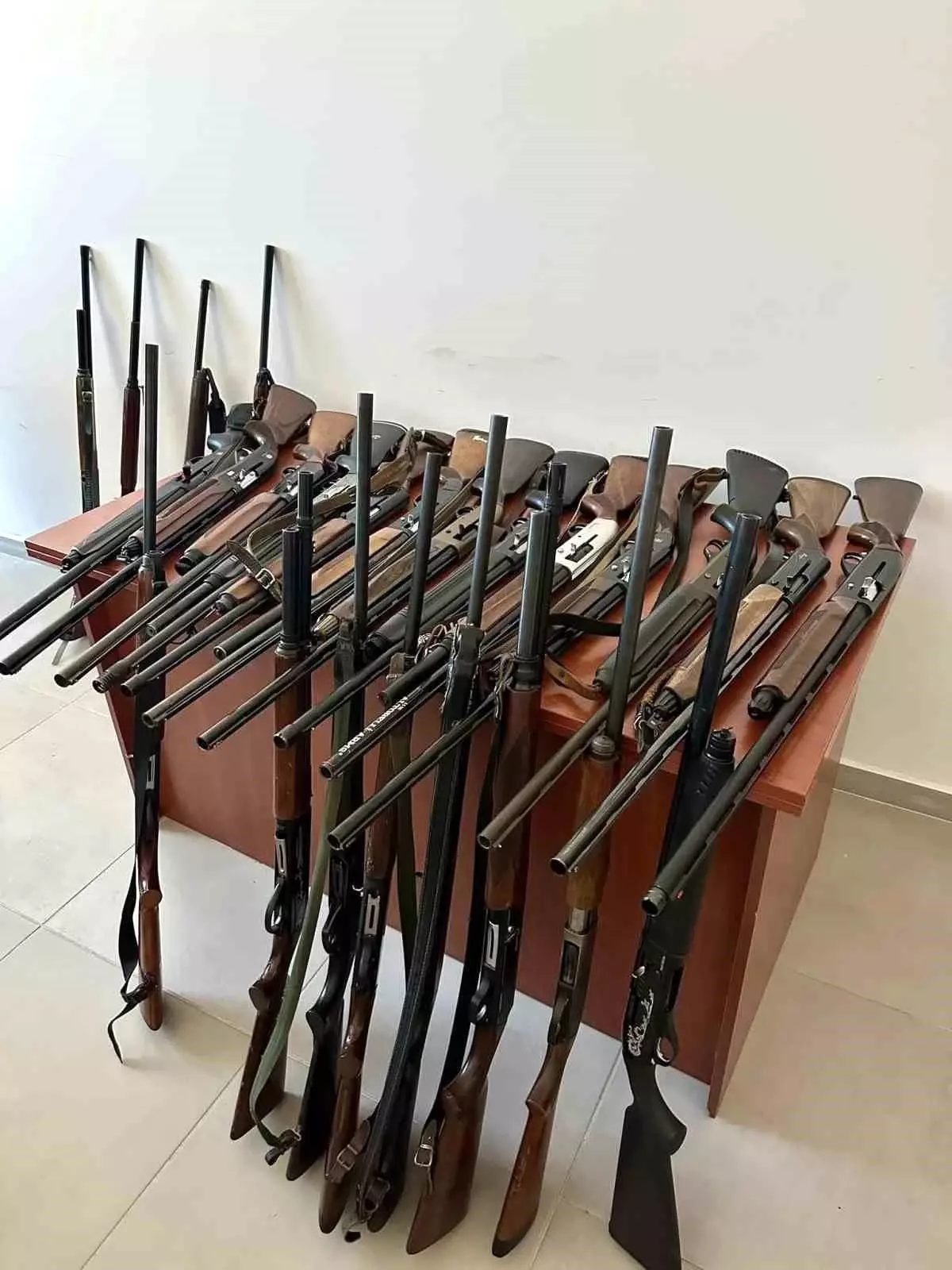 Bayburt'ta 25 av tüfeği ihale usulüyle satıldı