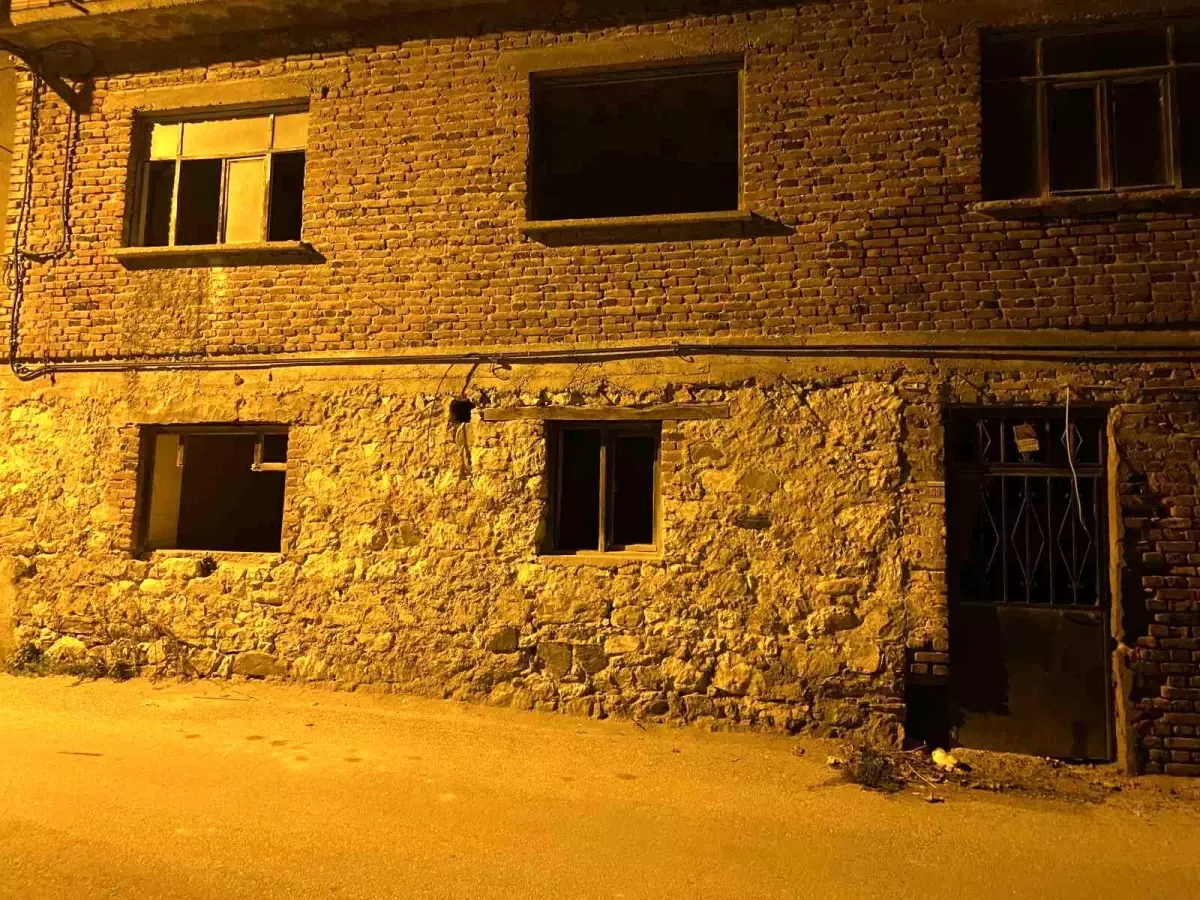 Bursa'da yaşlı adam evinde ölü bulundu